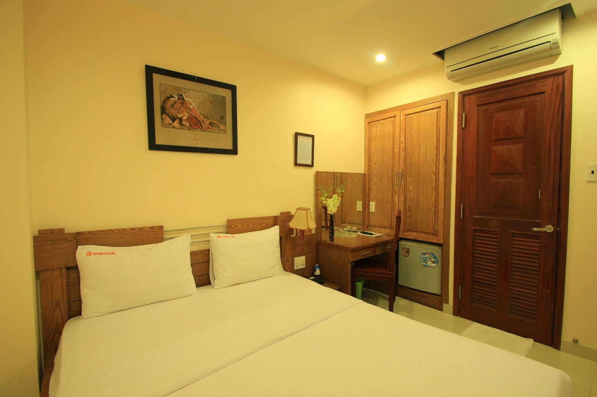 Ipeace Hotel - Bui Vien Walking Street Πόλη Χο Τσι Μινχ Εξωτερικό φωτογραφία